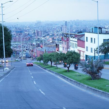 Casa De Lourdes - La Candelaria โบโกตา ภายนอก รูปภาพ