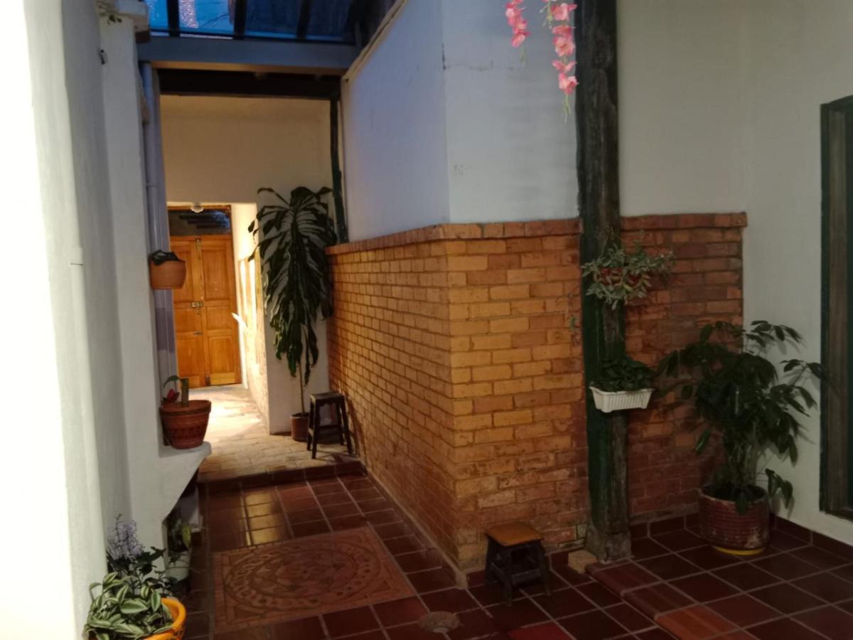 Casa De Lourdes - La Candelaria โบโกตา ภายนอก รูปภาพ