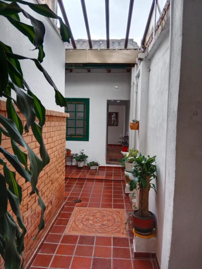 Casa De Lourdes - La Candelaria โบโกตา ภายนอก รูปภาพ