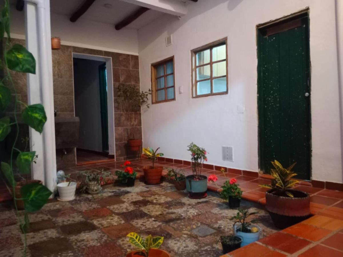 Casa De Lourdes - La Candelaria โบโกตา ภายนอก รูปภาพ
