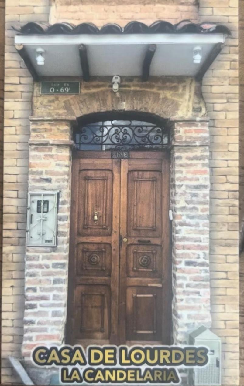 Casa De Lourdes - La Candelaria โบโกตา ภายนอก รูปภาพ